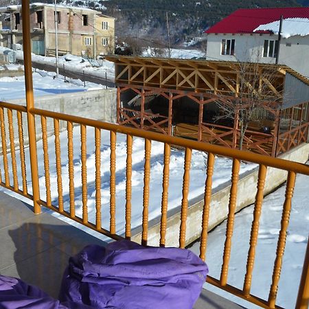 Guesthouse Qarim Mestia Exterior foto